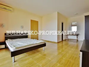 Prodej bytu 4+kk, Nesebar, Bulharsko, 115 m2