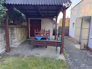 Prodej rodinného domu, Suchomasty, 90 m2