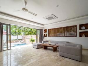 Prodej vily, Baan Chaweng Noi (บ้านเฉวงน้อย), Thajsko, 240 m2