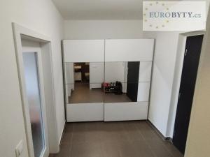 Prodej bytu 1+kk, Praha - Letňany, Škrábkových, 43 m2