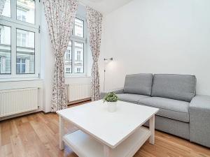 Pronájem bytu 2+kk, Praha - Karlín, Za Poříčskou bránou, 50 m2