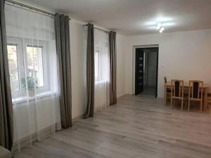 Pronájem bytu 3+kk, Praha - Strašnice, 70 m2