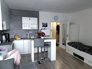 Pronájem bytu 1+kk, Kladno, 36 m2