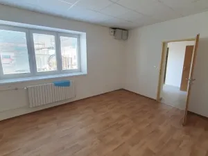 Pronájem obchodního prostoru, Kroměříž, 332 m2