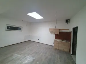 Pronájem bytu 2+kk, Jihlava, Na Růžku, 96 m2