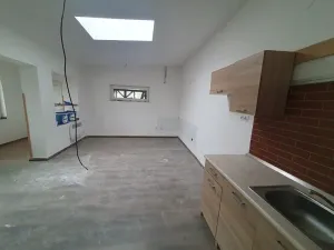 Pronájem obchodního prostoru, Jihlava, Na Růžku, 96 m2