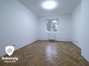 Pronájem bytu 2+1, Kralupy nad Vltavou, třída Legií, 50 m2