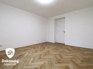 Pronájem bytu 2+1, Kralupy nad Vltavou, třída Legií, 50 m2