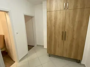 Pronájem bytu 2+kk, Praha - Střížkov, Makedonská, 53 m2