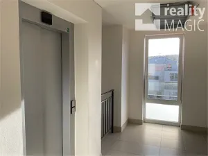 Pronájem bytu 2+kk, Říčany, Na Fialce, 41 m2