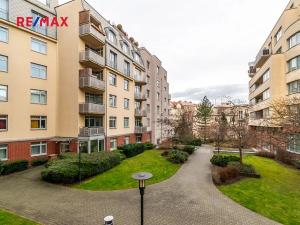 Pronájem bytu 3+kk, Praha - Vinohrady, U Zvonařky, 96 m2