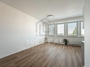 Pronájem bytu 1+kk, Hradec Králové, Průmyslová, 32 m2