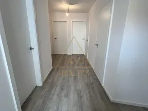 Pronájem bytu 3+kk, Praha - Vršovice, Černomořská, 86 m2