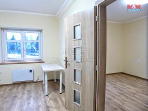 Prodej bytu 1+1, Karlovy Vary - Bohatice, U Trati, 35 m2