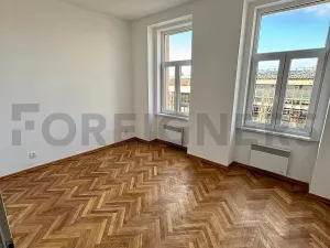 Pronájem bytu 2+kk, Praha - Karlín, Sokolovská, 52 m2