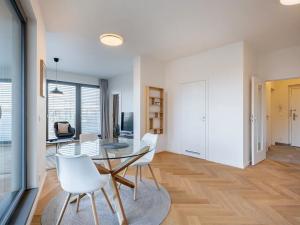 Pronájem bytu 2+kk, Praha - Karlín, Za Karlínským přístavem, 60 m2