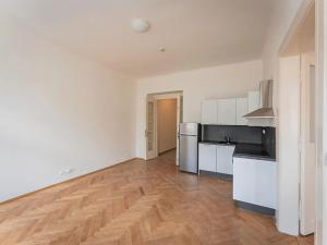 Pronájem bytu 2+kk, Praha - Nové Město, Lípová, 44 m2