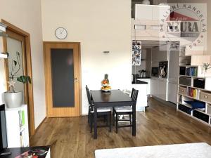 Prodej bytu 2+kk, Praha - Velká Chuchle, Mrkosova, 52 m2