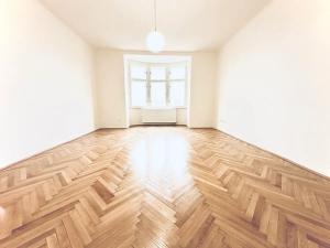 Pronájem bytu 2+1, Praha - Žižkov, Fibichova, 90 m2