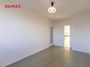 Prodej bytu 3+kk, Praha - Prosek, Pískovcová, 74 m2