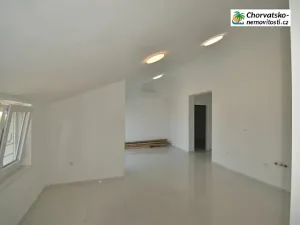 Prodej bytu 3+kk, Crikvenica, Chorvatsko, 110 m2