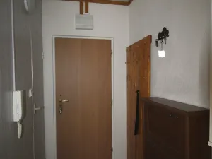 Pronájem bytu 2+kk, Karlovy Vary, Jahodová, 41 m2