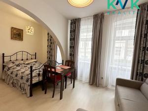 Pronájem bytu 1+kk, Karlovy Vary, Kolmá, 30 m2