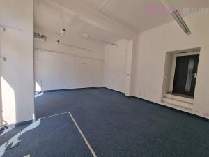 Prodej obchodního prostoru, Přerov, Žerotínovo nám., 140 m2