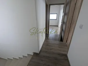 Pronájem bytu 2+kk, Hodonín, 55 m2