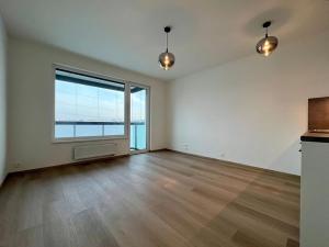 Pronájem bytu 1+kk, Praha - Hloubětín, Kolbenova, 30 m2