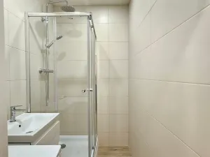 Pronájem bytu 2+kk, Praha - Hlubočepy, Wassermannova, 48 m2