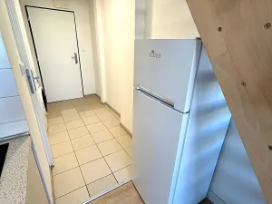 Pronájem bytu 1+kk, Praha - Vysočany, Poděbradská, 30 m2