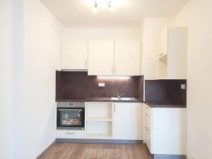 Pronájem bytu 2+kk, Praha - Žižkov, Roháčova, 61 m2