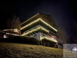 Prodej vícegeneračního domu, Bad Kleinkirchheim, Rakousko, 290 m2