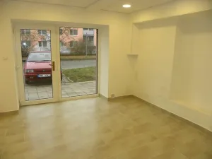 Pronájem obchodního prostoru, Jihlava, Telečská, 70 m2