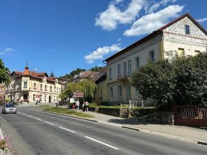 Prodej komerčního pozemku, Luhačovice, 89 m2