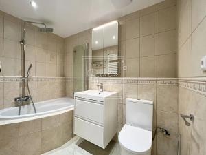 Pronájem bytu 2+kk, Praha - Prosek, Zubrnická, 49 m2