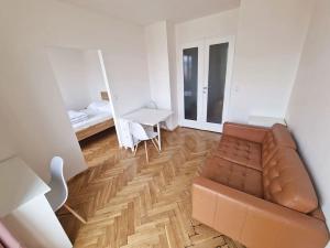 Pronájem bytu 2+kk, Praha - Žižkov, Basilejské náměstí, 46 m2