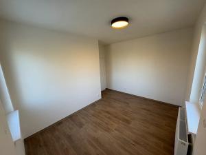 Pronájem bytu 3+kk, Praha, Únorová, 69 m2