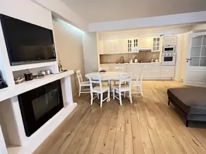 Prodej bytu 3+kk, Karlovy Vary, Zámecký vrch, 109 m2