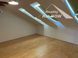 Pronájem bytu 2+kk, Kroměříž, 86 m2