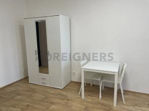 Pronájem bytu 1+kk, Brno, Bratislavská, 32 m2