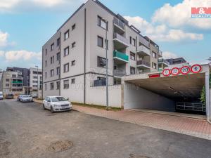 Prodej bytu 3+kk, Praha - Dolní Chabry, U Traktorky, 84 m2