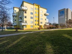 Prodej bytu 2+kk, Praha - Horní Měcholupy, Boloňská, 47 m2