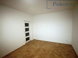 Pronájem bytu 1+1, Slaný, Stehlíkova, 36 m2