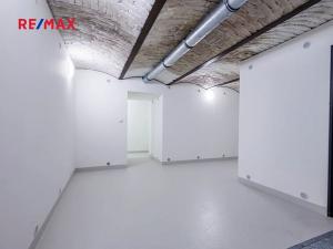 Prodej bytu 2+kk, Svoboda nad Úpou, Nádražní, 58 m2