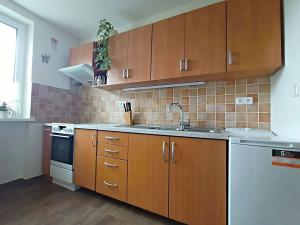 Pronájem bytu 3+1, Líšťany, 82 m2