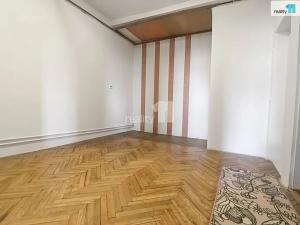 Pronájem bytu 2+1, Kroměříž, Riegrovo náměstí, 80 m2