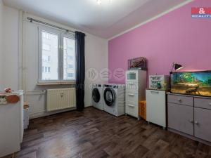 Prodej bytu 4+1, Karlovy Vary - Drahovice, Lidická, 85 m2