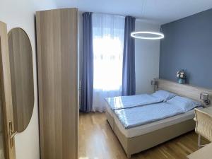 Pronájem bytu 3+kk, Praha - Vinohrady, Na Kozačce, 60 m2